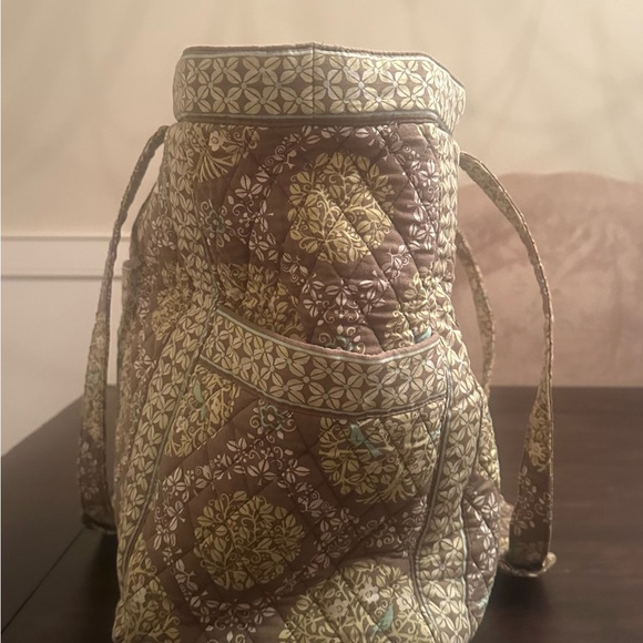 Gently used Vera Bradley travel, large tote, or baby bag. - Picture 5 of 6